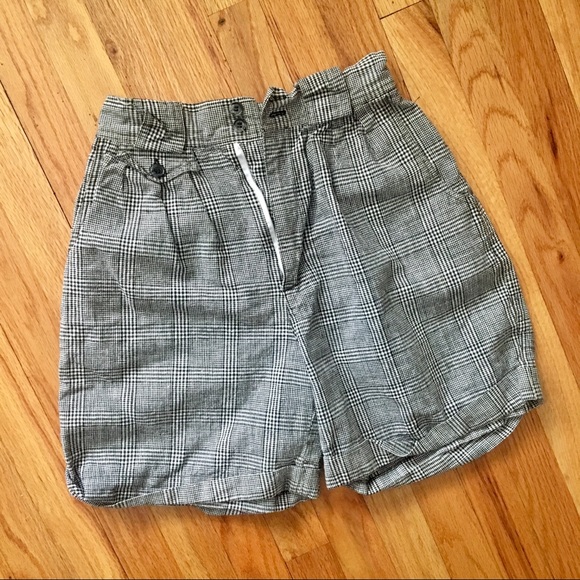 Bon Magique | High Waisted Shorts - Picture 1 of 7